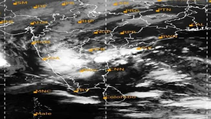 ap weather report... extremely heavy Rains possible in rayalaseema and west andhra ap weather report... extremely heavy Rains possible in rayalaseema and west andhra