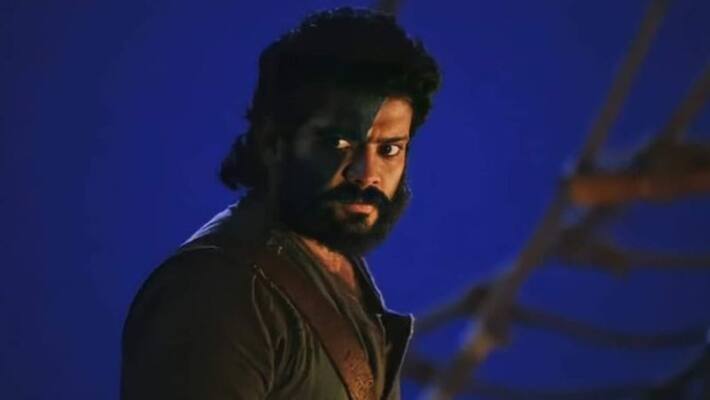 Manikuttan as Mayinkutty in Marakkar Arabikadalinte Simham Manikuttan as Mayinkutty in Marakkar Arabikadalinte Simham