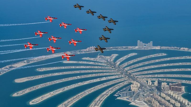 dubai airshow, incredible performance by indian air force fighter planes KPA