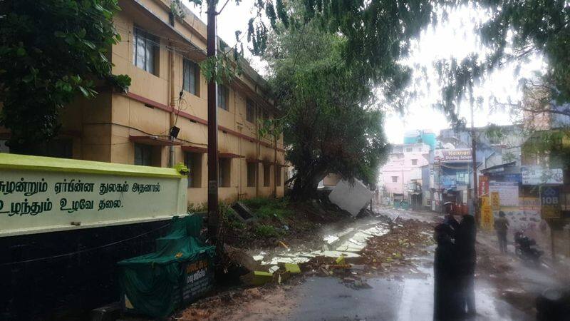 Heavy Rain floods in Andhra Pradesh and Tamil Nadu