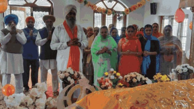 Farm Bills Repealed photos see celebration of farmers dance and joy distributed sweets and Ardas UDT