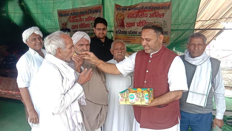 Farm Bills Repealed photos see celebration of farmers dance and joy distributed sweets and Ardas UDT