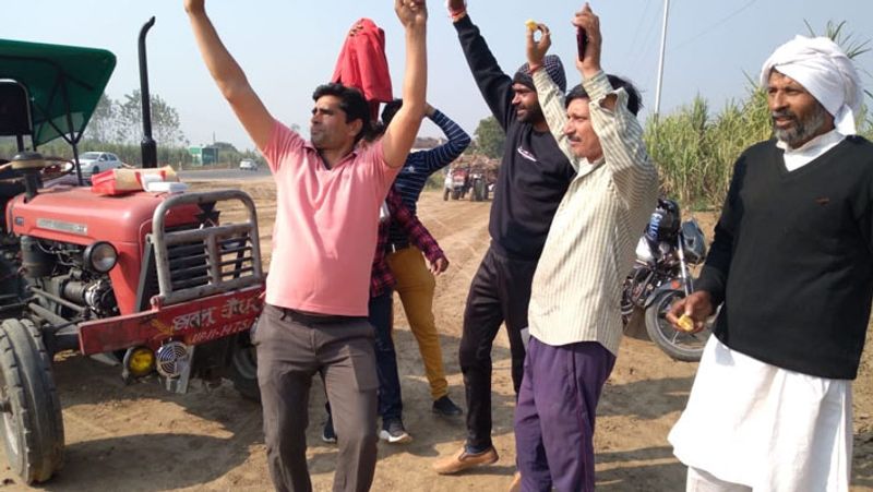 Farm Bills Repealed photos see celebration of farmers dance and joy distributed sweets and Ardas UDT