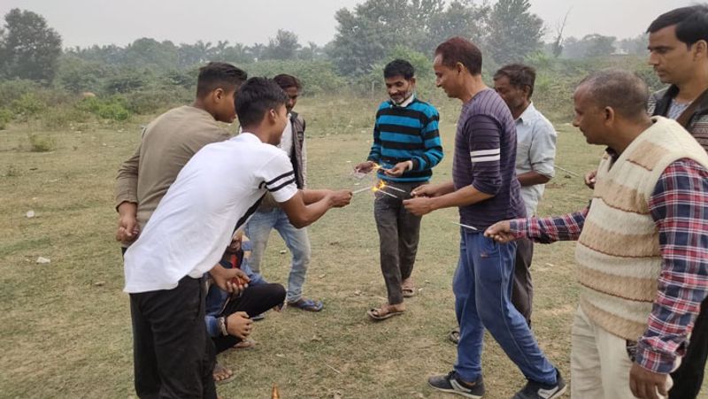 Farm Bills Repealed photos see celebration of farmers dance and joy distributed sweets and Ardas UDT