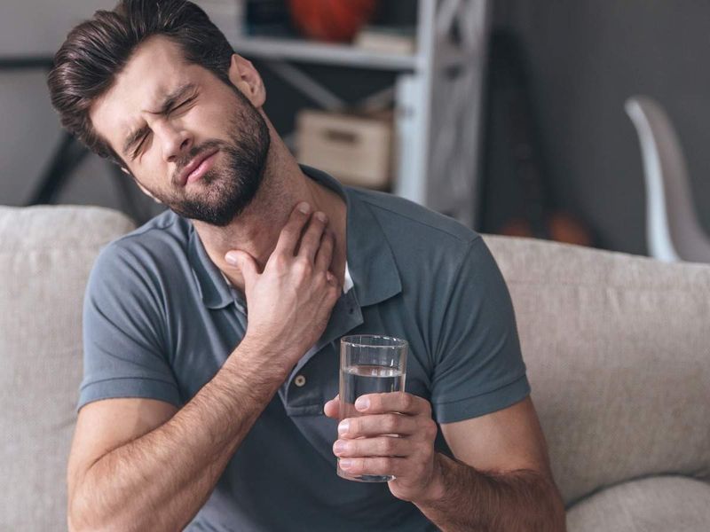 Best natural remedies for throat pain in winter season full details are here