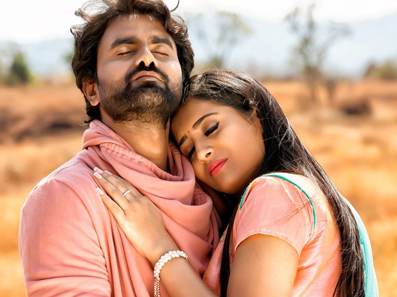 poster telugu movie review