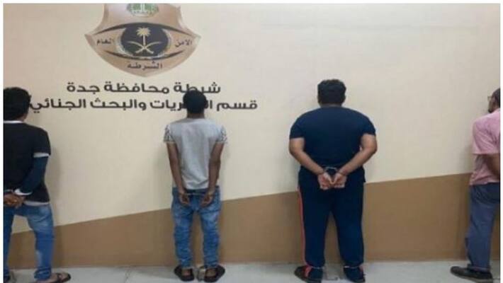a gang of four arrested in Saudi Arabia for theft and robbery charges a gang of four arrested in Saudi Arabia for theft and robbery charges