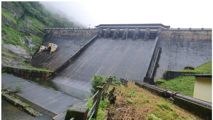 Pampa dam shutters opened Pampa dam shutters opened
