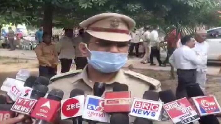 Gujarat vadodara relatives killed daughter lover Gujarat vadodara relatives killed daughter lover