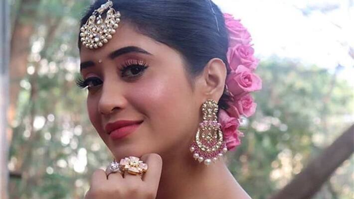 Yeh Rishta Kya Kehlata hai actress shivangi joshi to play Anandi role in balika vadhu 2 kpg Yeh Rishta Kya Kehlata hai actress shivangi joshi to play Anandi role in balika vadhu 2 kpg