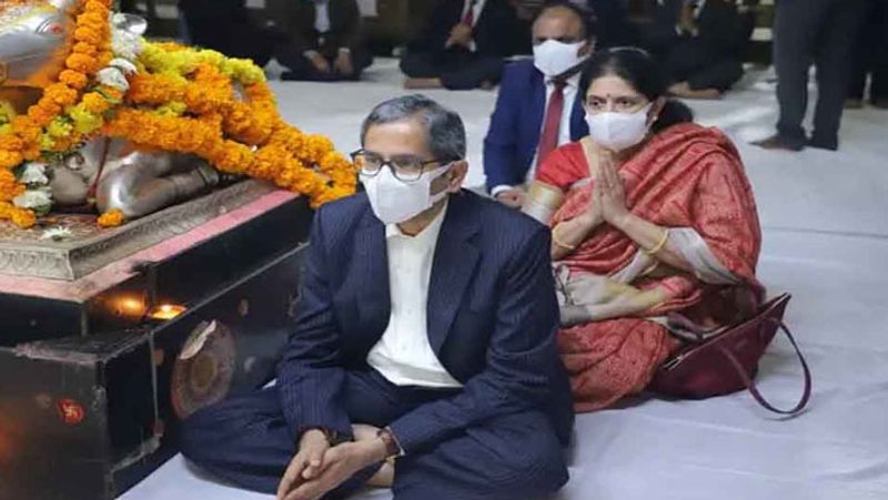MP ujjain mahakal mandir CJI NV Ramana Attended Bhasmarti Reached Airport Before Flight Hariom jal along UDT