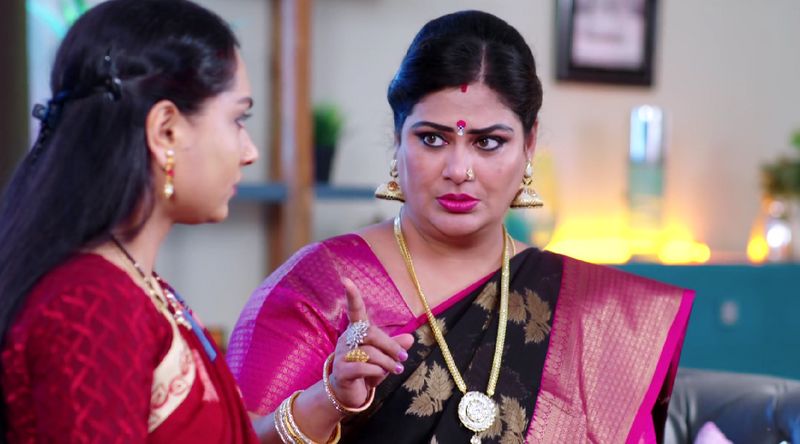 Vasudhara takes a stern decision to confront Rishi in todays guppedantha manasu serial episode