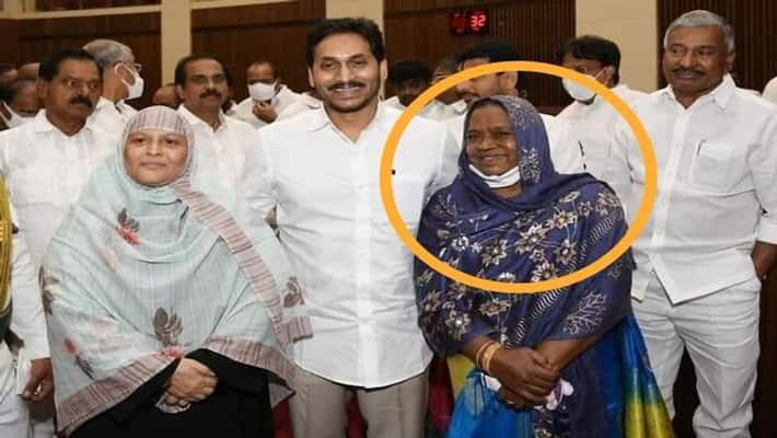 Ysrcp mlc Karimunnisa passed away due to heart attack Ysrcp mlc Karimunnisa passed away due to heart attack