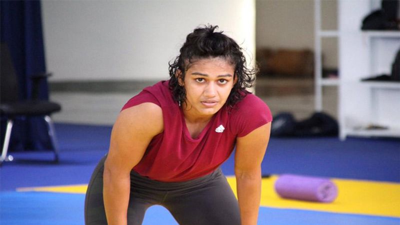 Babita Kumari Birthday: Know about Dangal Girl diet plan and fitness secret dva