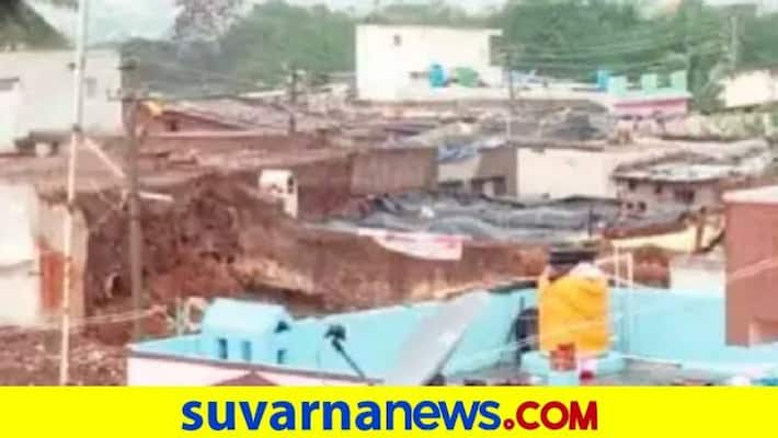Poor Homes Leaking Due to Untimely Rain in Gadag grg Poor Homes Leaking Due to Untimely Rain in Gadag grg