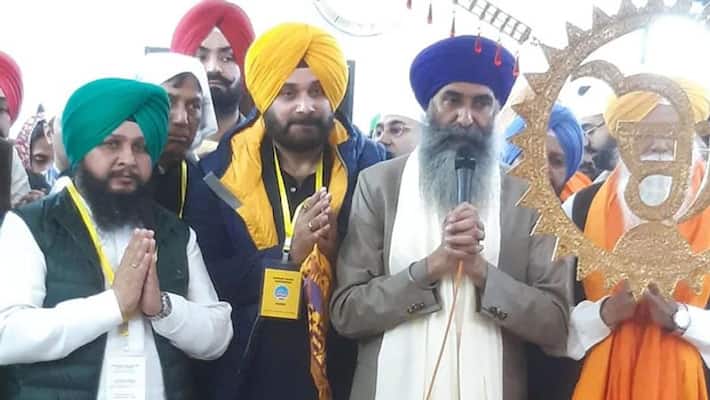 Navjot Sidhu calls Imran Khan elder brother, bats for cross-border trade with Pakistan ALB Navjot Sidhu calls Imran Khan elder brother, bats for cross-border trade with Pakistan ALB