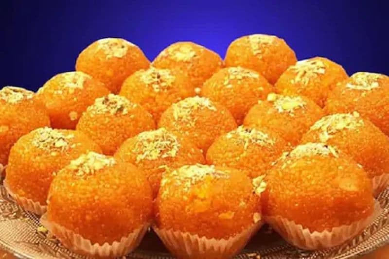 Tasty tasty Motichur laddoo full recipe and preparation details are here