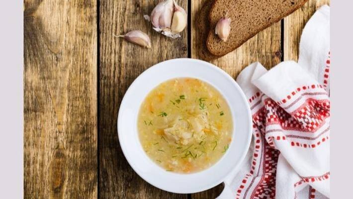 Healthy Garlic soup Keeping Warm In winter MBT Healthy Garlic soup Keeping Warm In winter MBT