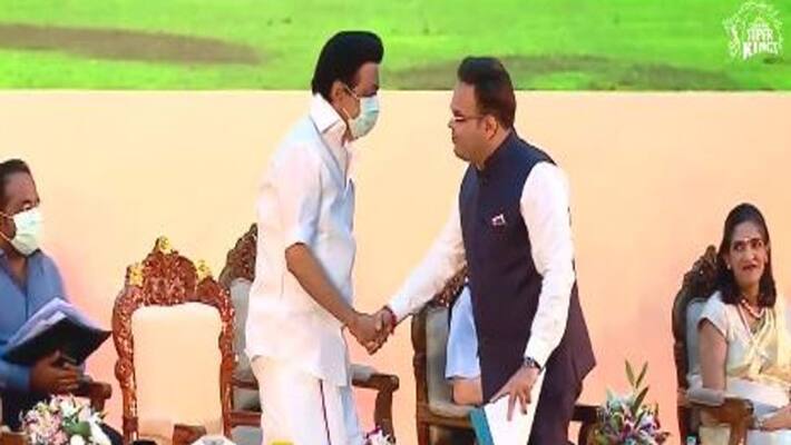 tamil nadu cm mk stalin stand up and shook hands with jay shah make stunning in csk celebration ceremony tamil nadu cm mk stalin stand up and shook hands with jay shah make stunning in csk celebration ceremony