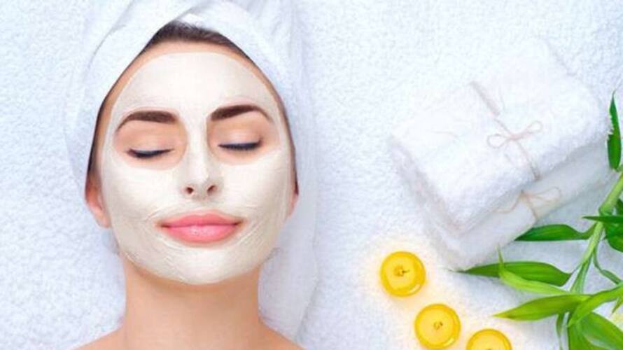 Get your face glowing with these 05 facials for beautiful skin in the ongoing wedding season drb Get your face glowing with these 05 facials for beautiful skin in the ongoing wedding season drb