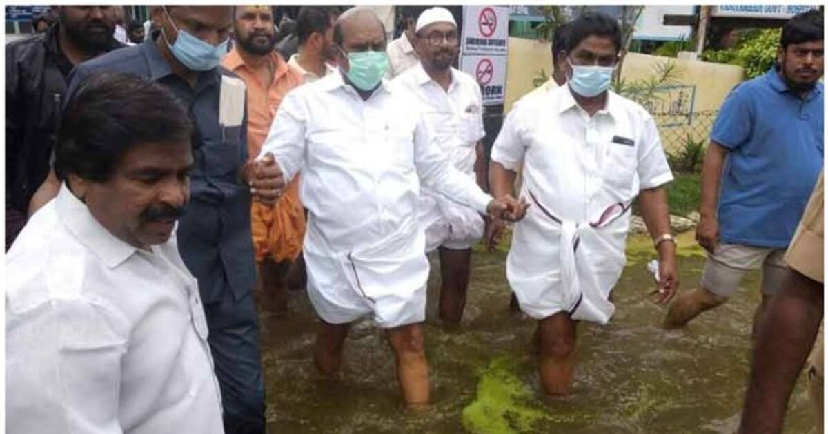 எங்களால் ஜீபூம்பா வேலையெல்லாம் செய்ய முடியாது.. வழிமறித்த மக்களிடம் எகிறிய அமைச்சர்..!