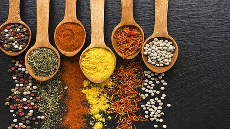 Kitchen Tips: Expiry date of spices, know how to store and extend shelf life dva