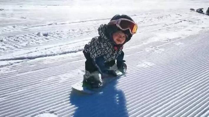 11 month older Snowboarder 11 month older Snowboarder