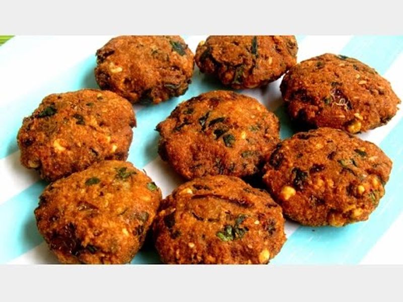 Best evening tasty snack item banana vadala full recipe and preparation details are here