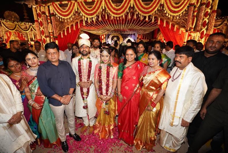 kcr and ys jagan attends to speaker pocharam srinivas reddy grand daughter wedding