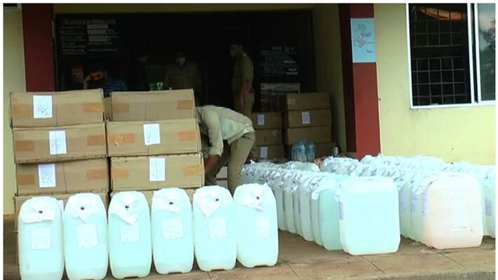 Excise seized a lorry in nileshwaram carrying spirit Excise seized a lorry in nileshwaram carrying spirit