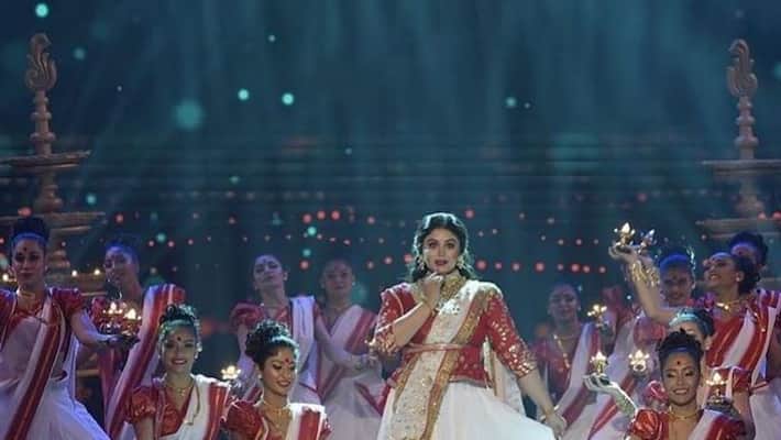 Ritabhari performs on bengali song at IFFI opening ceremony bmm Ritabhari performs on bengali song at IFFI opening ceremony bmm