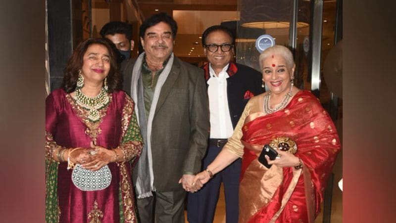 Bollywood celebrities Alia Bhat Athiya shetty attend Anushka Rajans wedding