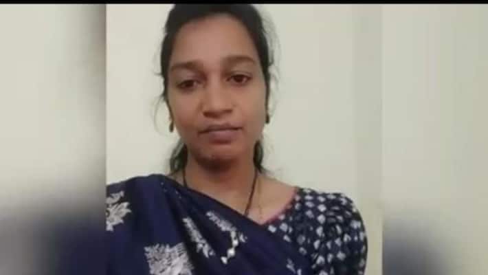 Dalit Women Resign government Job In Favor Of Chandrababu at Kadapa District Dalit Women Resign government Job In Favor Of Chandrababu at Kadapa District