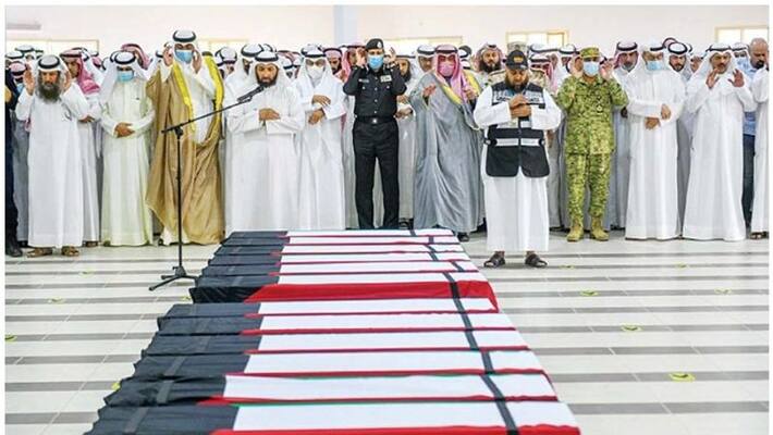 Kuwait holds broad funeral for martyrs who sacrificed their lives during 1990 1991 occupation Kuwait holds broad funeral for martyrs who sacrificed their lives during 1990 1991 occupation