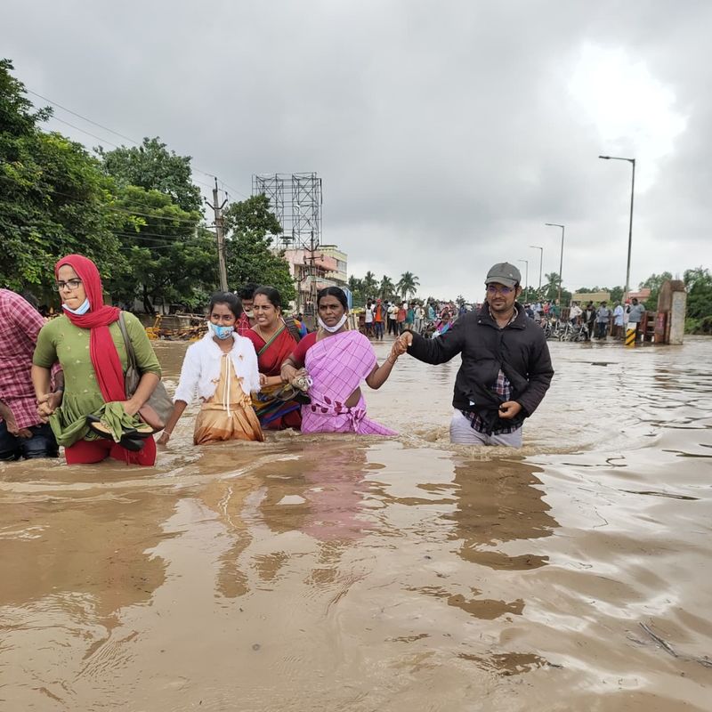 500 year old Rayalacheruvu Dam in crack at Eastern Andhra