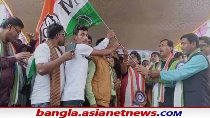 1500 BJP, Congress, CPM, ISF workers join Trinamool in Basirhat 1500 BJP, Congress, CPM, ISF workers join Trinamool in Basirhat