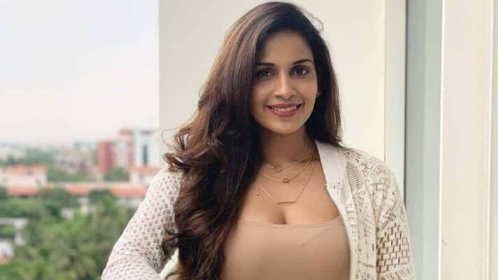 Biggboss samyuktha new web series pathukku kuthu Biggboss samyuktha new web series pathukku kuthu