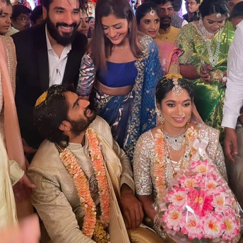 telugu actor kartikeya gummakonda marries his girlfriend lohitha Reddy in hyderabad gvd