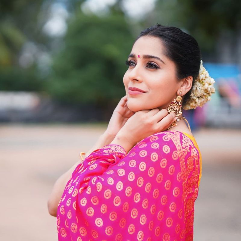 anchor rashmi gautam wears half saree and deep neck jacket her mesmerising poses goes viral