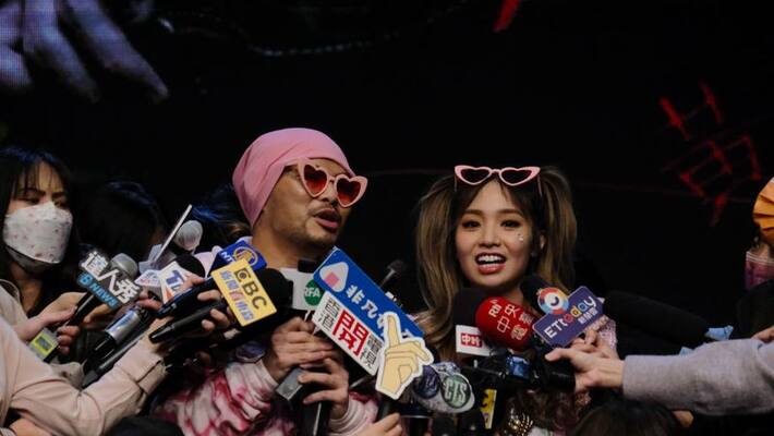 controversy over China Satire music video fragile controversy over China Satire music video fragile