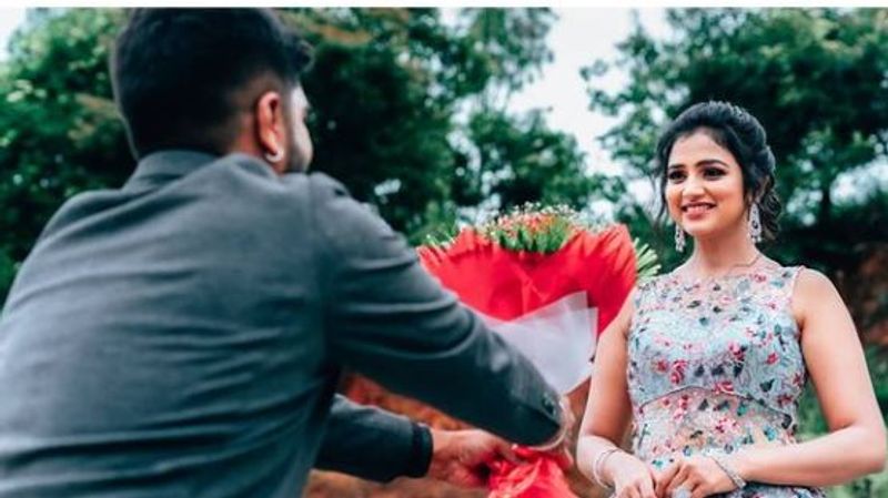 Kannada Lakshmi baramma fame Rashmi Prabhakar gets engaged to Nikhil vcs