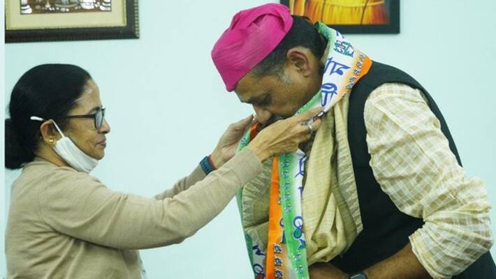 congress leader kirti azad join tmc to mamata banerjees in delhi congress leader kirti azad join tmc to mamata banerjees in delhi