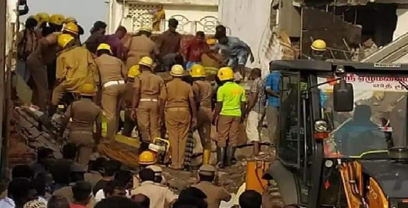 5 lakh each for the families of 5 people who lost their lives in a cylinder explosion
