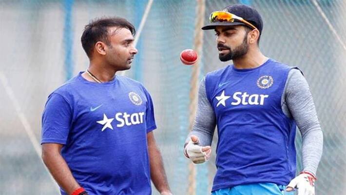 Amit Mishra sends money to twitter user, who asked help for date with girlfriend Amit Mishra sends money to twitter user, who asked help for date with girlfriend