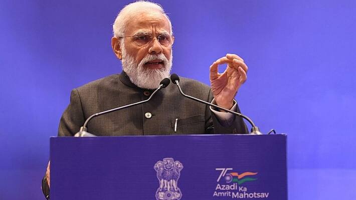 Modi government to expand social media footprint; crash course for Union ministers' staff on December 4 Modi government to expand social media footprint; crash course for Union ministers' staff on December 4