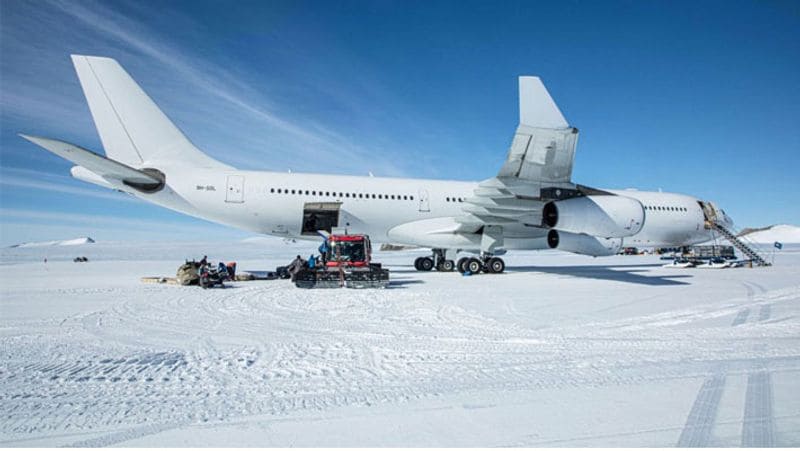 History Airbus A340 landed in Antarctica for the first time KPA