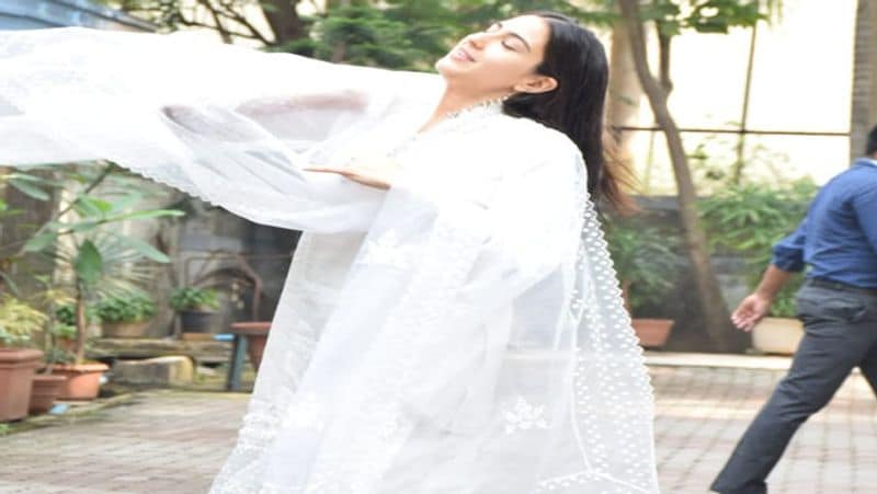 Sara Ali Khan seen in white suit in atangi re trailer launch NTP
