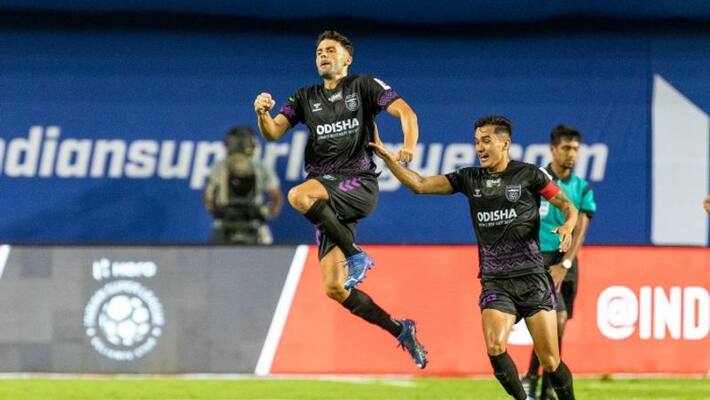 ISL : Odisha FC wins season opener with a 3-1 win over Bengaluru FC, Sunil Chhetri misses penalty ISL : Odisha FC wins season opener with a 3-1 win over Bengaluru FC, Sunil Chhetri misses penalty