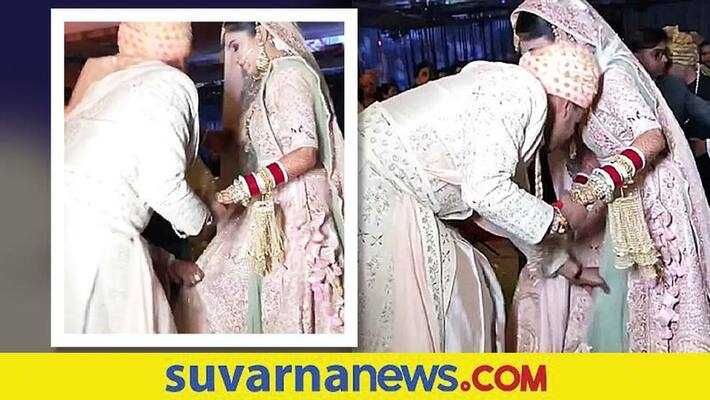 Groom helps bride struggling with her lehenga in viral video skr Groom helps bride struggling with her lehenga in viral video skr