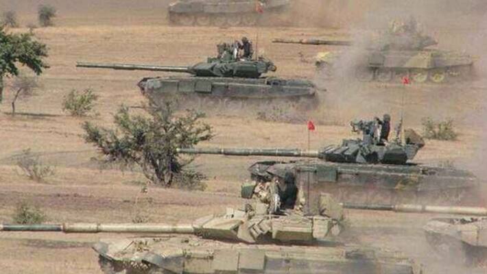 Rajasthan NEWSIndian Army big war exercise near Pakistan border from water to land and sky IN Jaisalmer Rajasthan NEWSIndian Army big war exercise near Pakistan border from water to land and sky IN Jaisalmer